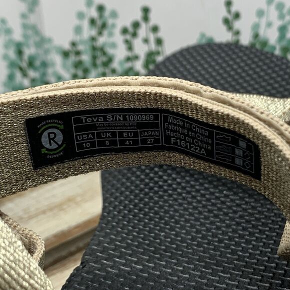 Teva Golden Metallic Womens Sandals Size 10 US Or 41 EU - NWOT - Picture 13 of 14